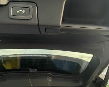 Білий Ленд Ровер Рендж Ровер Евок, об'ємом двигуна 2 л та пробігом 111 тис. км за 15999 $, фото 10 на Automoto.ua