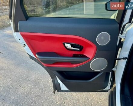 Белый Ленд Ровер Рендж Ровер Эвок, объемом двигателя 2 л и пробегом 135 тыс. км за 15500 $, фото 16 на Automoto.ua