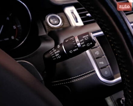 Білий Ленд Ровер Рендж Ровер Евок, об'ємом двигуна 2.2 л та пробігом 187 тис. км за 16900 $, фото 23 на Automoto.ua