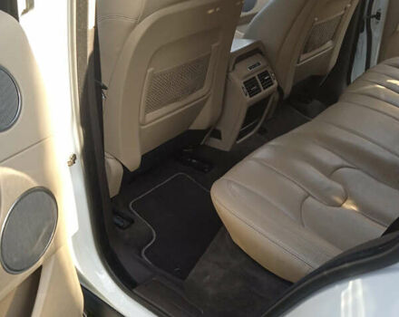 Білий Ленд Ровер Рендж Ровер Евок, об'ємом двигуна 2 л та пробігом 166 тис. км за 14500 $, фото 27 на Automoto.ua