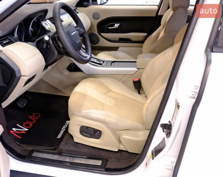 Білий Ленд Ровер Рендж Ровер Евок, об'ємом двигуна 2 л та пробігом 127 тис. км за 14900 $, фото 29 на Automoto.ua