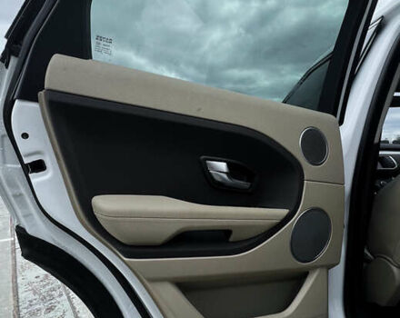 Білий Ленд Ровер Рендж Ровер Евок, об'ємом двигуна 2 л та пробігом 234 тис. км за 14500 $, фото 3 на Automoto.ua