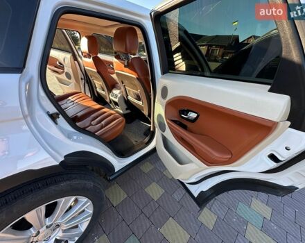 Белый Ленд Ровер Рендж Ровер Эвок, объемом двигателя 2.2 л и пробегом 175 тыс. км за 17800 $, фото 26 на Automoto.ua