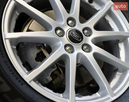 Білий Ленд Ровер Рендж Ровер Евок, об'ємом двигуна 2.18 л та пробігом 108 тис. км за 18999 $, фото 18 на Automoto.ua