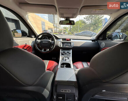 Білий Ленд Ровер Рендж Ровер Евок, об'ємом двигуна 2.18 л та пробігом 144 тис. км за 21499 $, фото 15 на Automoto.ua