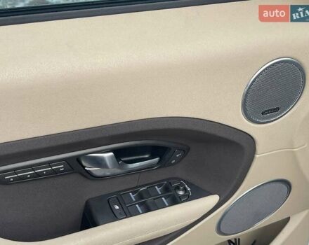 Белый Ленд Ровер Рендж Ровер Эвок, объемом двигателя 2 л и пробегом 125 тыс. км за 17900 $, фото 8 на Automoto.ua