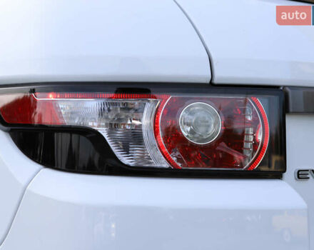 Білий Ленд Ровер Рендж Ровер Евок, об'ємом двигуна 2.18 л та пробігом 108 тис. км за 18999 $, фото 41 на Automoto.ua