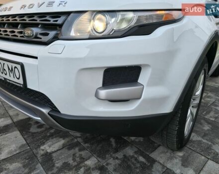 Білий Ленд Ровер Рендж Ровер Евок, об'ємом двигуна 2 л та пробігом 120 тис. км за 14600 $, фото 49 на Automoto.ua