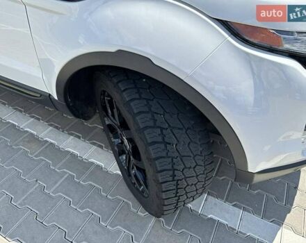 Белый Ленд Ровер Рендж Ровер Эвок, объемом двигателя 2 л и пробегом 130 тыс. км за 20000 $, фото 17 на Automoto.ua