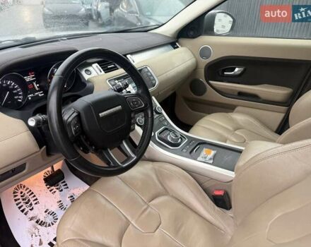 Білий Ленд Ровер Рендж Ровер Евок, об'ємом двигуна 2 л та пробігом 181 тис. км за 11600 $, фото 11 на Automoto.ua