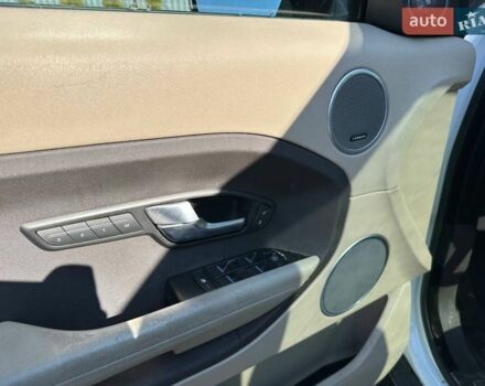 Білий Ленд Ровер Рендж Ровер Евок, об'ємом двигуна 2 л та пробігом 201 тис. км за 10990 $, фото 6 на Automoto.ua