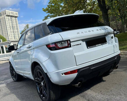 Білий Ленд Ровер Рендж Ровер Евок, об'ємом двигуна 2 л та пробігом 96 тис. км за 21000 $, фото 19 на Automoto.ua