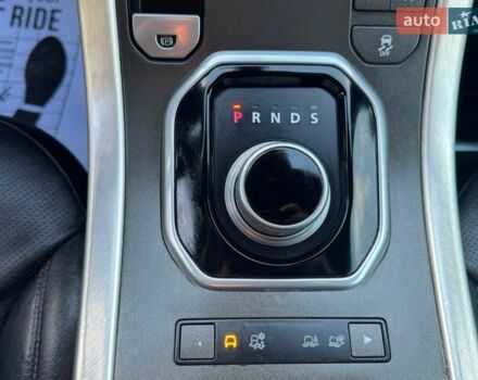 Білий Ленд Ровер Рендж Ровер Евок, об'ємом двигуна 2 л та пробігом 234 тис. км за 15300 $, фото 21 на Automoto.ua