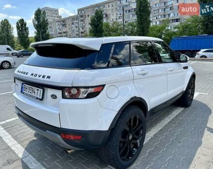 Білий Ленд Ровер Рендж Ровер Евок, об'ємом двигуна 2 л та пробігом 130 тис. км за 18000 $, фото 4 на Automoto.ua