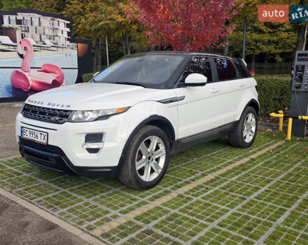 Белый Ленд Ровер Рендж Ровер Эвок, объемом двигателя 2 л и пробегом 161 тыс. км за 13500 $, фото 3 на Automoto.ua