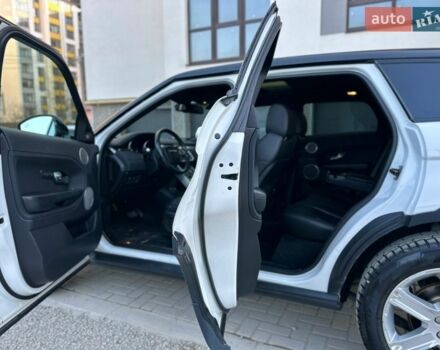 Белый Ленд Ровер Рендж Ровер Эвок, объемом двигателя 2 л и пробегом 85 тыс. км за 16999 $, фото 12 на Automoto.ua