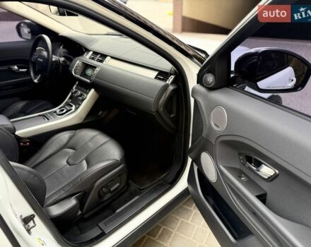 Белый Ленд Ровер Рендж Ровер Эвок, объемом двигателя 2.18 л и пробегом 87 тыс. км за 21000 $, фото 16 на Automoto.ua