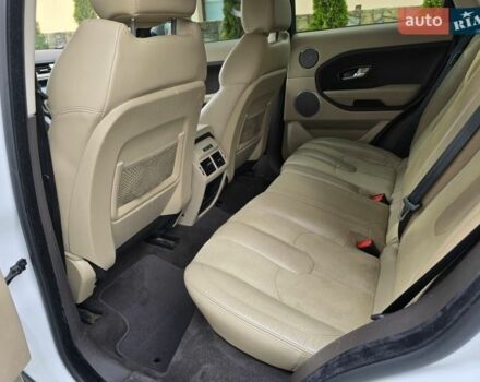 Білий Ленд Ровер Рендж Ровер Евок, об'ємом двигуна 2 л та пробігом 120 тис. км за 14600 $, фото 29 на Automoto.ua