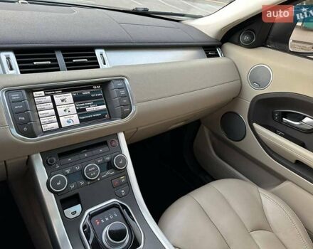 Белый Ленд Ровер Рендж Ровер Эвок, объемом двигателя 2 л и пробегом 130 тыс. км за 20000 $, фото 29 на Automoto.ua