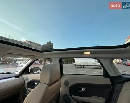 Белый Ленд Ровер Рендж Ровер Эвок, объемом двигателя 2 л и пробегом 130 тыс. км за 20000 $, фото 35 на Automoto.ua