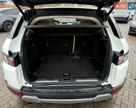 Білий Ленд Ровер Рендж Ровер Евок, об'ємом двигуна 2 л та пробігом 181 тис. км за 11600 $, фото 14 на Automoto.ua