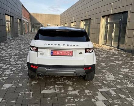 Білий Ленд Ровер Рендж Ровер Евок, об'ємом двигуна 2 л та пробігом 150 тис. км за 17500 $, фото 6 на Automoto.ua