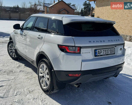 Белый Ленд Ровер Рендж Ровер Эвок, объемом двигателя 2.18 л и пробегом 114 тыс. км за 20000 $, фото 4 на Automoto.ua