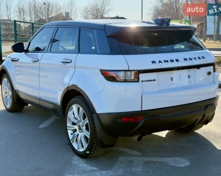 Белый Ленд Ровер Рендж Ровер Эвок, объемом двигателя 2 л и пробегом 143 тыс. км за 17900 $, фото 4 на Automoto.ua
