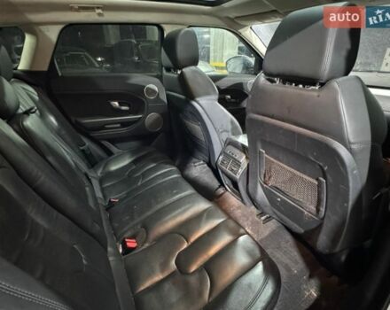 Белый Ленд Ровер Рендж Ровер Эвок, объемом двигателя 2 л и пробегом 188 тыс. км за 12200 $, фото 4 на Automoto.ua