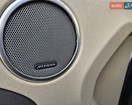 Білий Ленд Ровер Рендж Ровер Евок, об'ємом двигуна 2 л та пробігом 120 тис. км за 14600 $, фото 26 на Automoto.ua