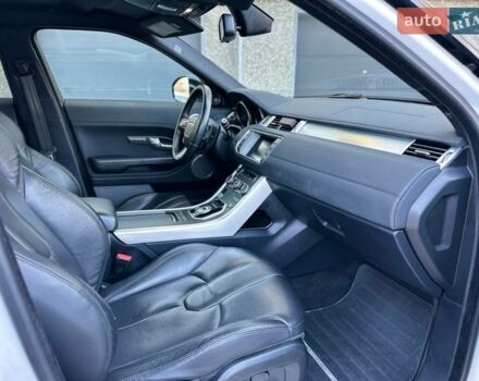 Белый Ленд Ровер Рендж Ровер Эвок, объемом двигателя 2 л и пробегом 85 тыс. км за 16999 $, фото 29 на Automoto.ua