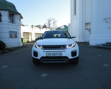 Білий Ленд Ровер Рендж Ровер Евок, об'ємом двигуна 2.2 л та пробігом 148 тис. км за 19999 $, фото 2 на Automoto.ua