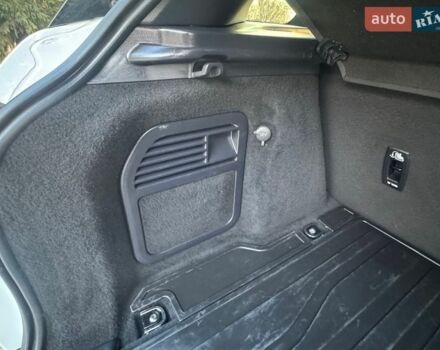 Білий Ленд Ровер Рендж Ровер Евок, об'ємом двигуна 2 л та пробігом 234 тис. км за 15300 $, фото 29 на Automoto.ua