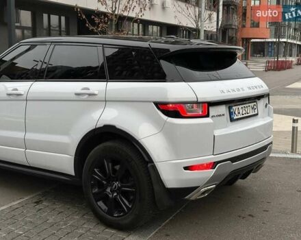 Белый Ленд Ровер Рендж Ровер Эвок, объемом двигателя 2.18 л и пробегом 140 тыс. км за 22500 $, фото 7 на Automoto.ua