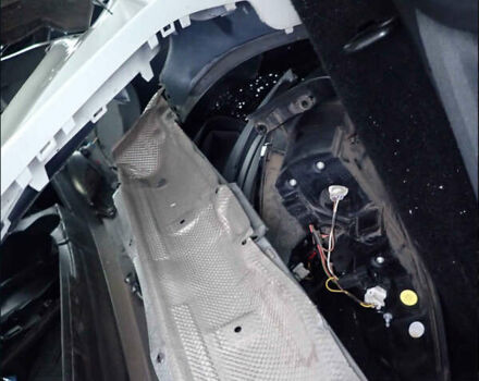 Білий Ленд Ровер Рендж Ровер Евок, об'ємом двигуна 2 л та пробігом 185 тис. км за 12700 $, фото 19 на Automoto.ua