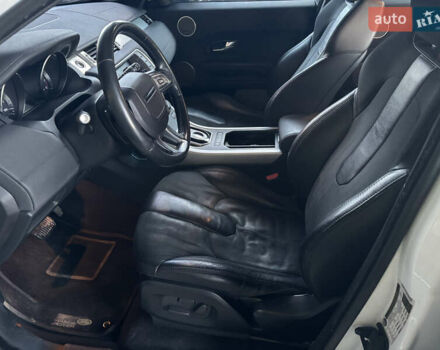 Білий Ленд Ровер Рендж Ровер Евок, об'ємом двигуна 2 л та пробігом 239 тис. км за 16000 $, фото 17 на Automoto.ua