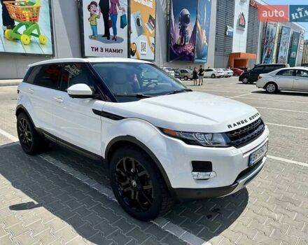 Білий Ленд Ровер Рендж Ровер Евок, об'ємом двигуна 2 л та пробігом 130 тис. км за 18000 $, фото 3 на Automoto.ua