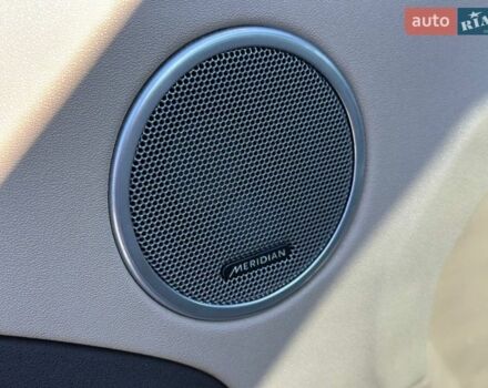 Білий Ленд Ровер Рендж Ровер Евок, об'ємом двигуна 2 л та пробігом 201 тис. км за 10990 $, фото 7 на Automoto.ua