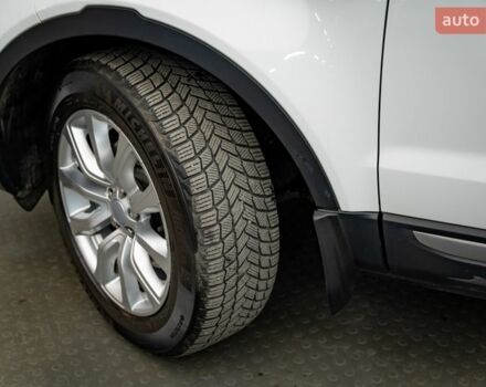 Белый Ленд Ровер Рендж Ровер Эвок, объемом двигателя 2.2 л и пробегом 113 тыс. км за 20724 $, фото 7 на Automoto.ua