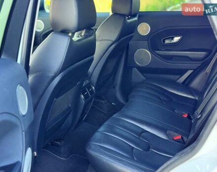 Білий Ленд Ровер Рендж Ровер Евок, об'ємом двигуна 2 л та пробігом 212 тис. км за 16800 $, фото 12 на Automoto.ua