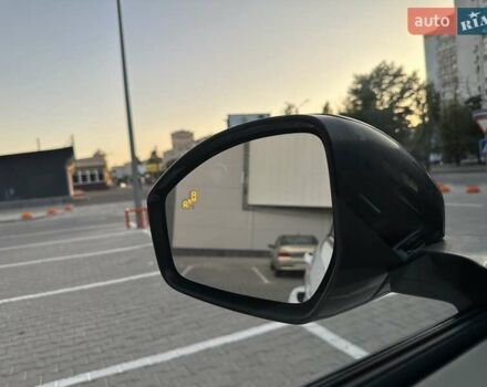 Білий Ленд Ровер Рендж Ровер Евок, об'ємом двигуна 2 л та пробігом 130 тис. км за 18000 $, фото 25 на Automoto.ua