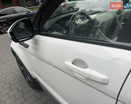 Белый Ленд Ровер Рендж Ровер Эвок, объемом двигателя 2 л и пробегом 149 тыс. км за 19500 $, фото 19 на Automoto.ua