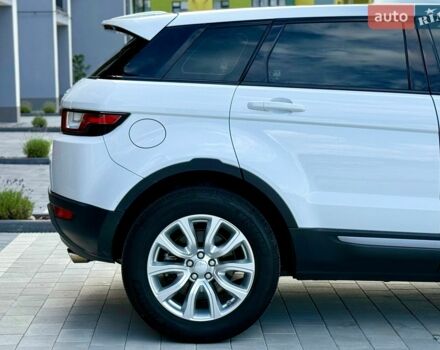 Білий Ленд Ровер Рендж Ровер Евок, об'ємом двигуна 2 л та пробігом 110 тис. км за 19300 $, фото 38 на Automoto.ua