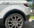 Білий Ленд Ровер Рендж Ровер Евок, об'ємом двигуна 2.2 л та пробігом 125 тис. км за 26000 $, фото 5 на Automoto.ua