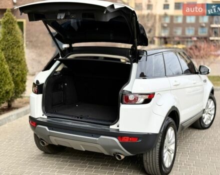 Белый Ленд Ровер Рендж Ровер Эвок, объемом двигателя 2.18 л и пробегом 87 тыс. км за 21000 $, фото 7 на Automoto.ua