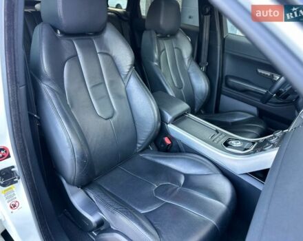 Белый Ленд Ровер Рендж Ровер Эвок, объемом двигателя 2 л и пробегом 85 тыс. км за 16999 $, фото 30 на Automoto.ua