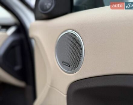 Белый Ленд Ровер Рендж Ровер Эвок, объемом двигателя 2 л и пробегом 133 тыс. км за 19800 $, фото 24 на Automoto.ua