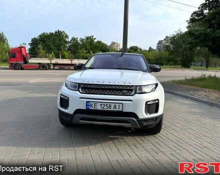 Белый Ленд Ровер Рендж Ровер Эвок, объемом двигателя 2 л и пробегом 155 тыс. км за 19000 $, фото 1 на Automoto.ua