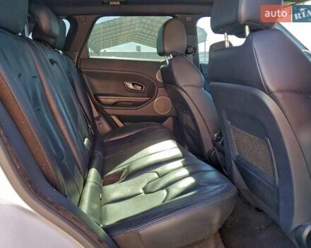 Белый Ленд Ровер Рендж Ровер Эвок, объемом двигателя 2 л и пробегом 152 тыс. км за 3700 $, фото 11 на Automoto.ua