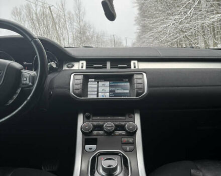 Білий Ленд Ровер Рендж Ровер Евок, об'ємом двигуна 2 л та пробігом 239 тис. км за 16000 $, фото 15 на Automoto.ua